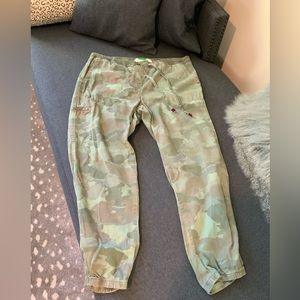 Anthropologie Sampson Camo Joggers - M